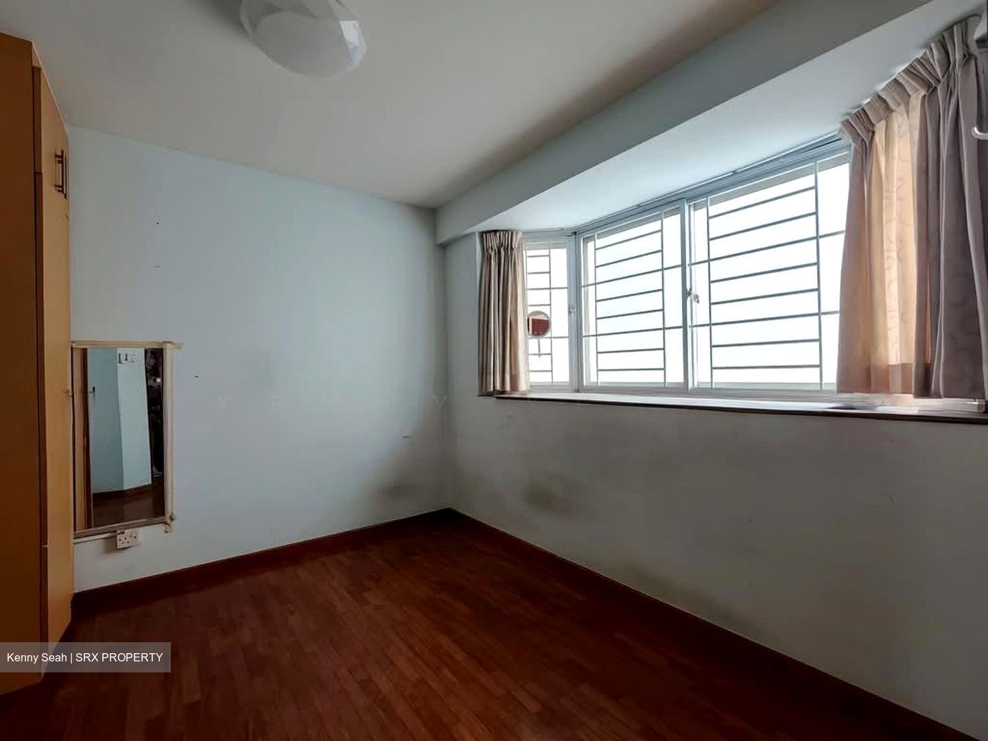 Evergreen Park (D19), Apartment #586922291